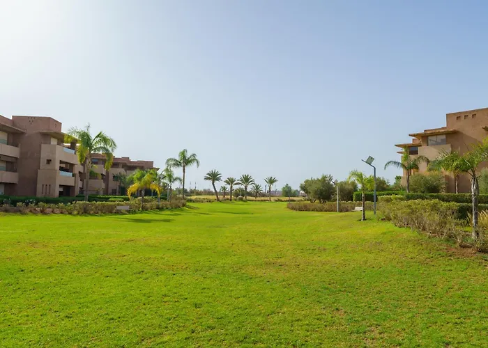 Luxury Xl Appart Golf View Retreat Private Garden